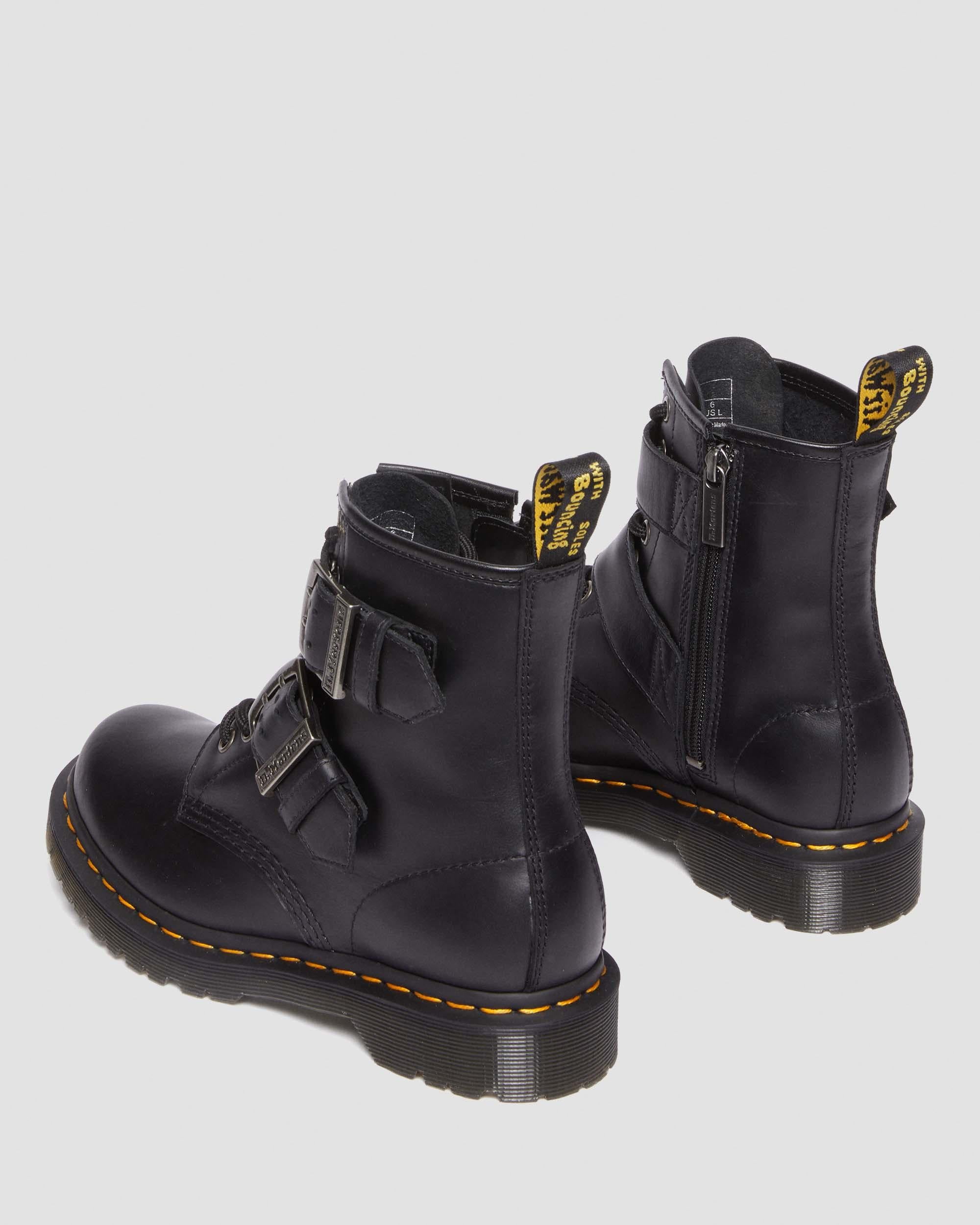 1460 Classic Pull Up Leather Boots
