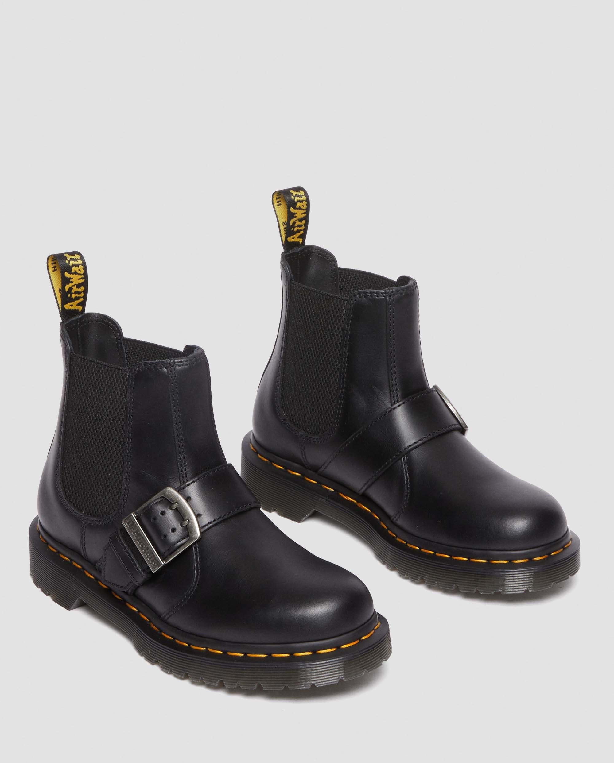 2976 Classic Pull Up Leather Boots