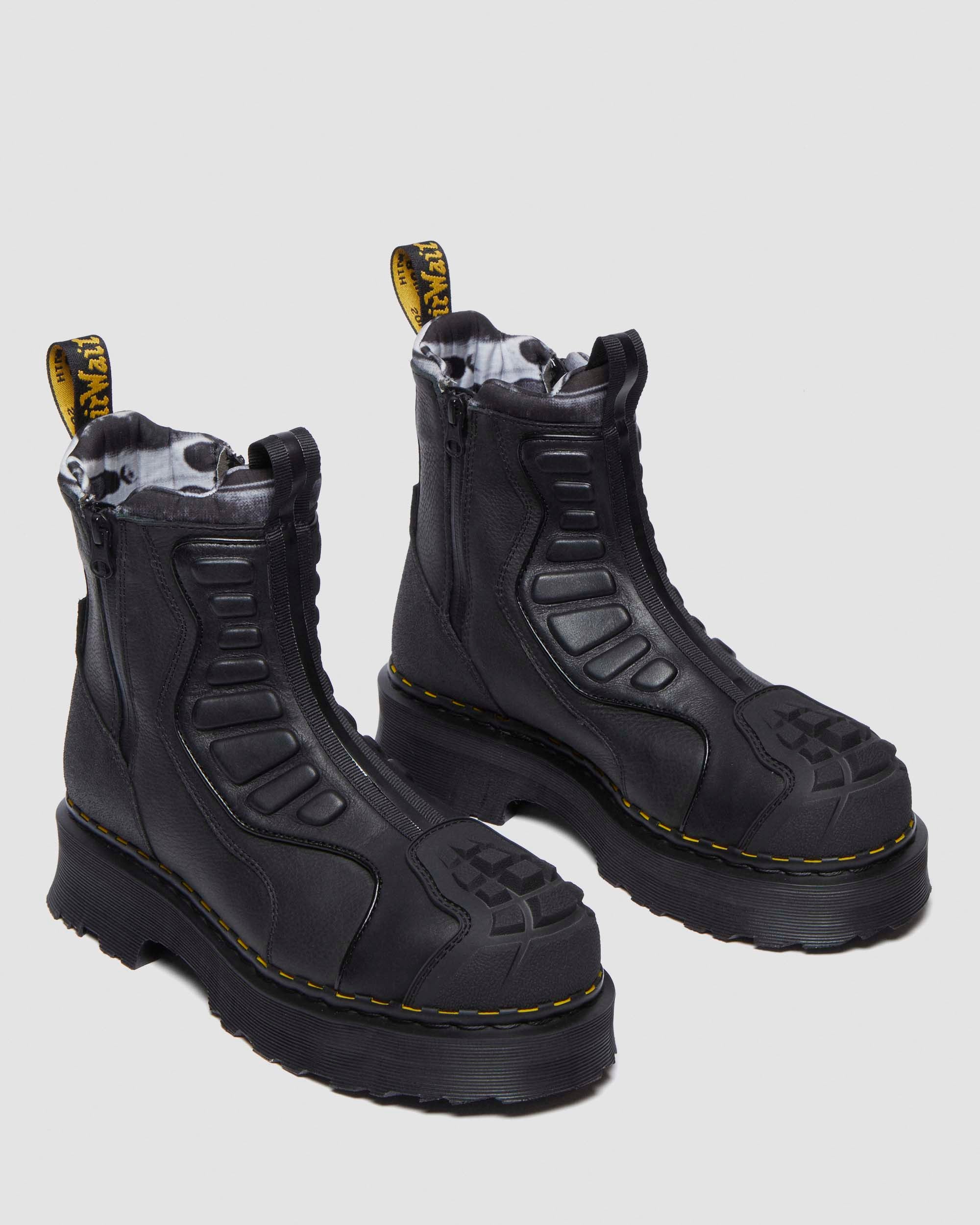 2976 Protect Grained Leather Boots