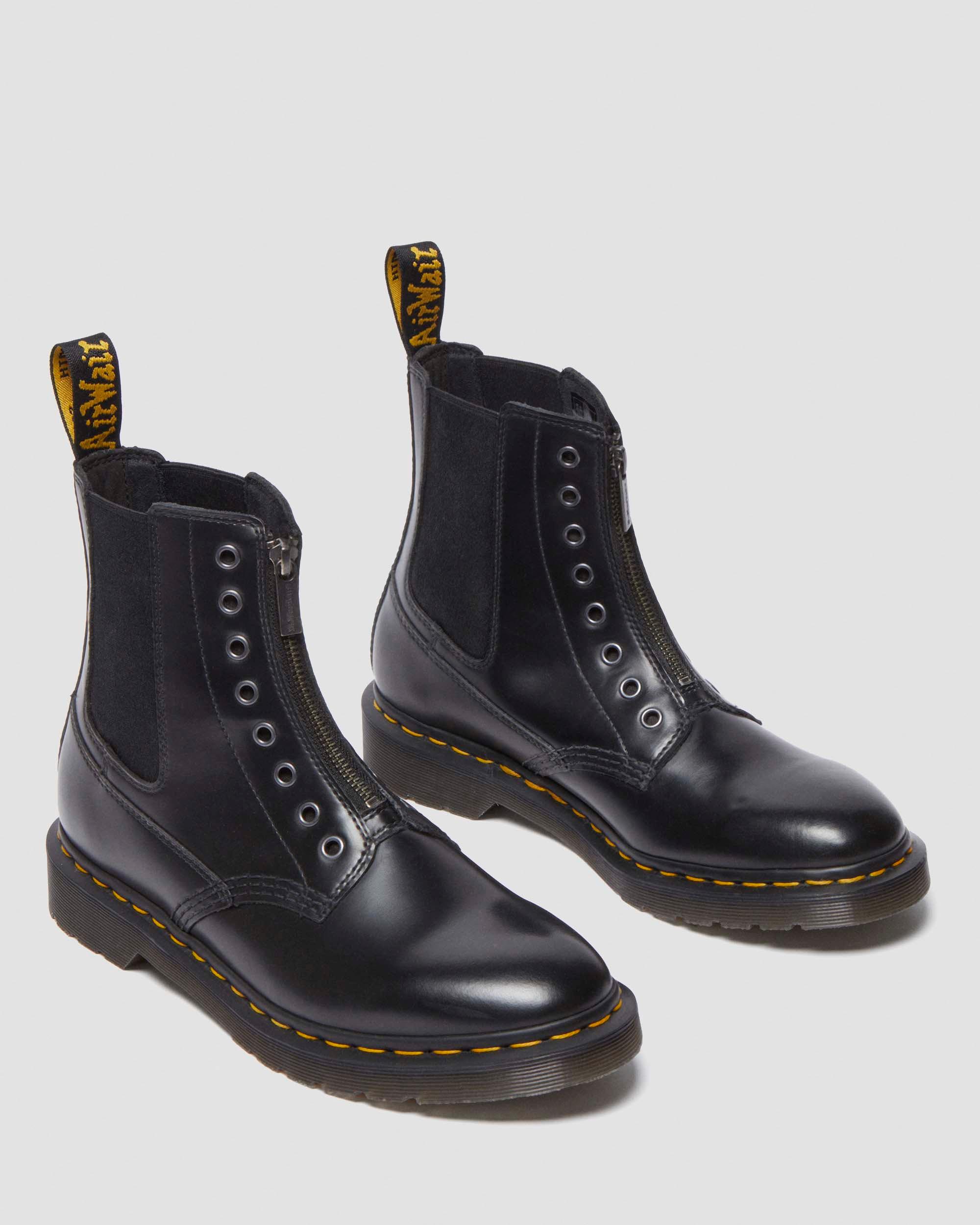 1460 Gusset Polished Smooth Leather Boots