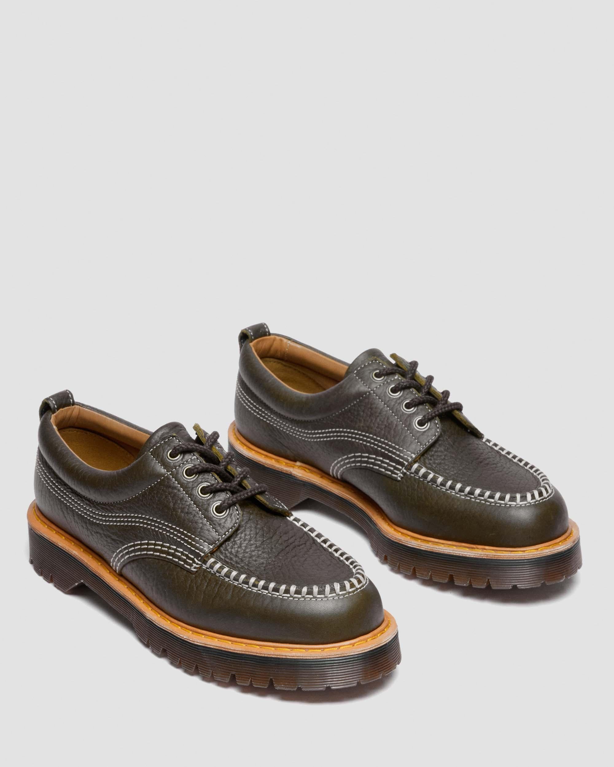 Lowell Wild Grain皮革Moc Toe鞋